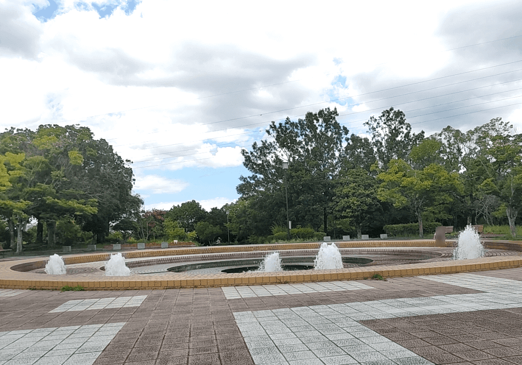 白水大池公園噴水広場